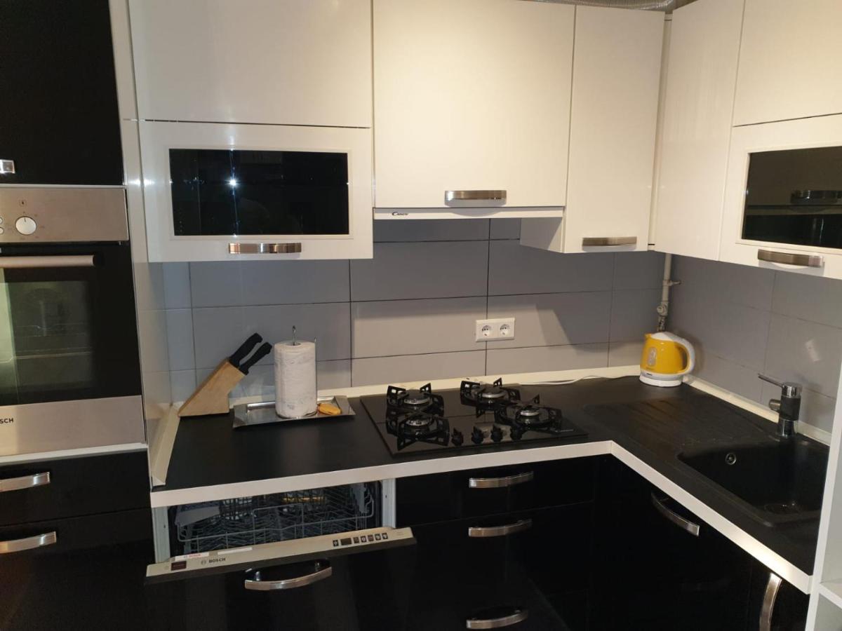 Dzakula Apartment *